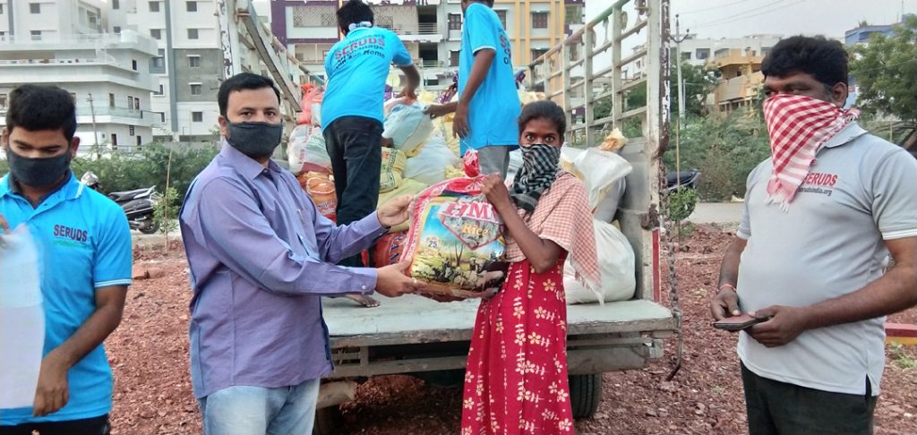 Donate COVID-19 Relief Food and Grocery Kits to Daily Wage Earners in India
